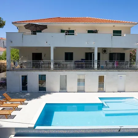 Apartman Rosea